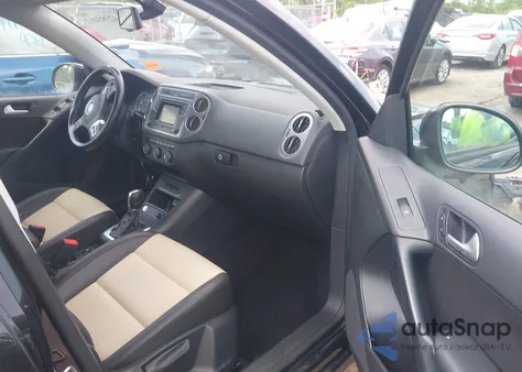 2016 Volkswagen Tiguan S from USA, damaged, VIN WVGAV7AX9GW525250